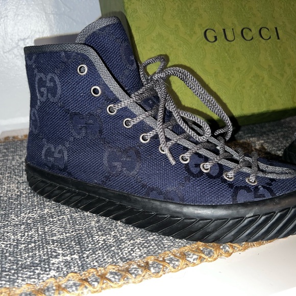 Gucci Blue Canvas Sneakers Sleek Design - Picture 3 of 4